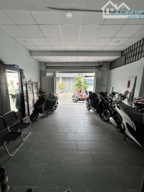 Nhà 2 tầng mặt tiền đường 17 Quận 7. KDBB tốt. 5*21 hơn 12 tỷ. - 7