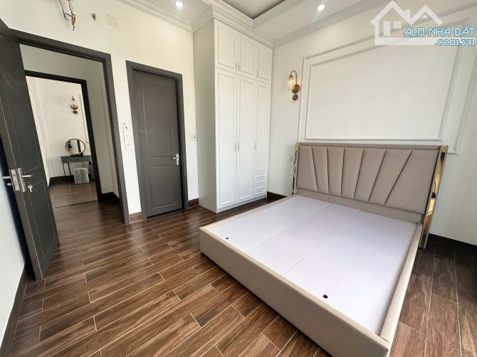 NHÀ ĐẸP PHẠM VĂN ĐỒNG - 3 TẦNG FULL NỘI THẤT GIÁ CHỈ 3.6X TỶ - 7