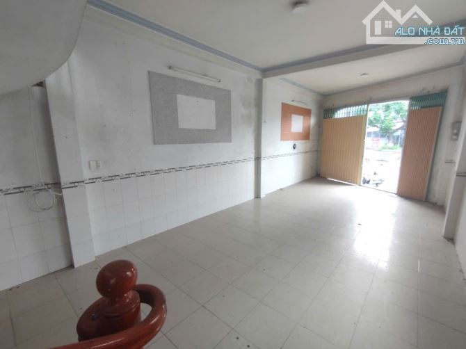 Cho thuê nhà nguyên căn 1 trệt 1 lầu đường Huỳnh Văn Nghệ, phường Bửu Long - 7