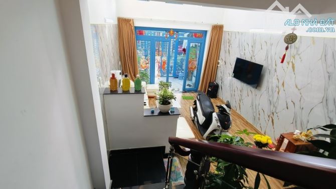 Nhà Gò Cát Phú Hữu – 59m² – 1 trệt 1 lửng 1 lầu – 5.2 tỷ - 7