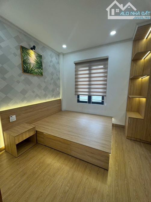 4.3❌13m, BÁN NHÀ 4 TẦNG, HẺM 7M, 1/  LÂM THỊ HỐ, TCH, Q.12, 5 TỶ HƠN - 7