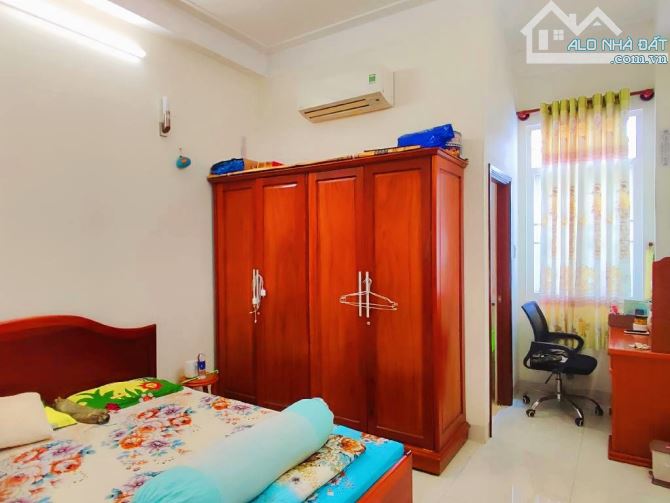 HIẾM! HẺM XE HƠI 7 CHỖ VÔ NHÀ - NGUYỄN XÍ, NƠ TRANG LONG, CHU VĂN AN, ĐINH BỘ LĨNH - BT. - 7