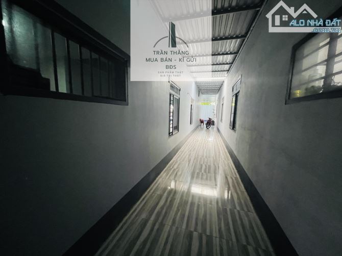 Bán Đất Tặng Căn Nhà Mới Xây - KDC - Nhà Đẹp - 8