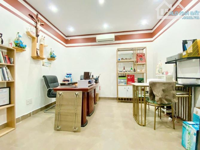 NHÀ ĐẸP HIỂM 5 TẦNG - 80M2 - TRANG BỊ PCCC - LỐI THOÁT HIỂM - HXH, P.13 GÒ VẤP, 9 TỶ - 8