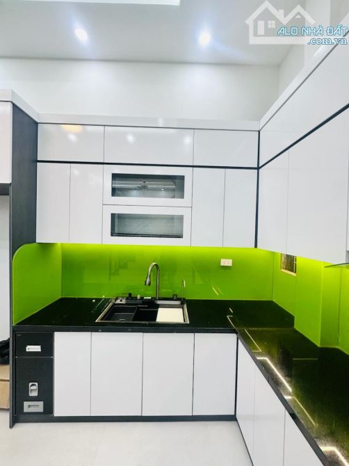 VĨNH PHÚC – 45M² – 5 TẦNG – NGÕ THÔNG – GẦN PHỐ – THOÁNG TRƯỚC SAU – 10.6 TỶ - 8