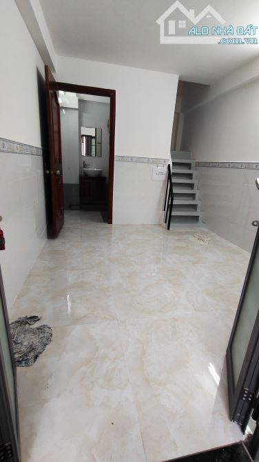 Nhà Hẻm 3 Gác Tân Mỹ DT 15.6M2 (3mx5.5m) Kết Cấu 3 Tầng Cách Mặt Tiền 10M Giá 2T9 Còn TL - 8
