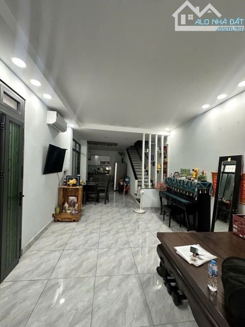 Nhà 2 tầng mặt tiền đường 17 Quận 7. KDBB tốt. 5*21 hơn 12 tỷ. - 8
