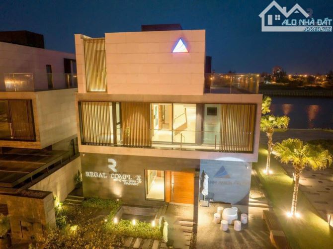 BIỆT THỰ MẶT SÔNG 4* TÔN VINH ĐẲNG CẤP CHỦ NHÂN SỞ HỮU - 2 MẶT TIỀN ĐẸP NHẤT KHU - 8