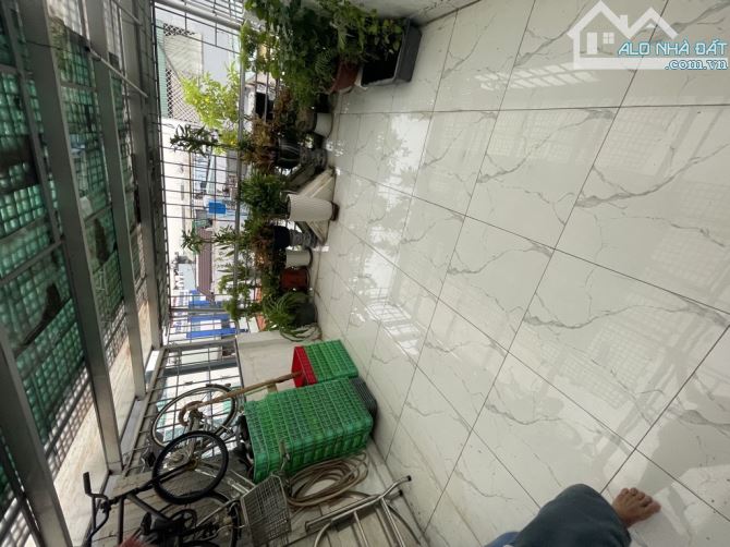 BÁN NHÀ QUANG TRUNG 4 TẦNG 65M2 HXH THÔNG GẦN NGÃ  6 GÒ VẤP CHỈ 11,5 TỶ - 8