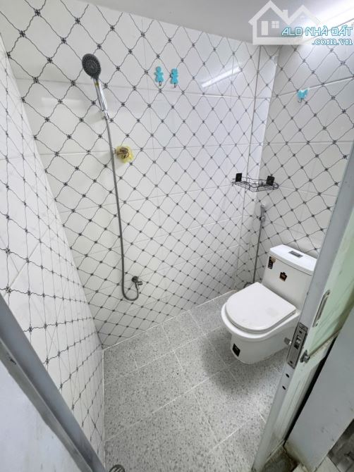 🔥Mai Xuân Thưởng- sân rộng P4 Q6 - DT 3.6m x6m- Nhà 2 tầng, 2PN  Giá 2️⃣Tỷ5️⃣ - 8