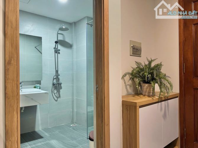 CĂN HỘ TÁCH BẾP FULL NỘI THẤT BAN CÔNG GIÁ NGAY VỊ TRÍ QUẬN - 8