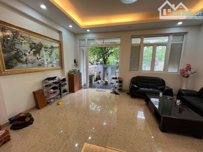 💥 VIP - BIỆT THỰ MINI - NGAY ĐẠI HỌC VĂN LANG - ĐẶNG THUỲ TRÂM - BÌNH THẠNH - 120 M2 - 22 - 8