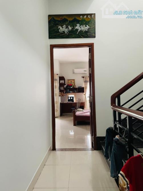 SÁT ETOWN CỘNG HOÀ TÂN BÌNH – DT: 5.5 X19 – 4 TẦNG KIÊN CỐ - CHỈ 13,5 TỶ - 8