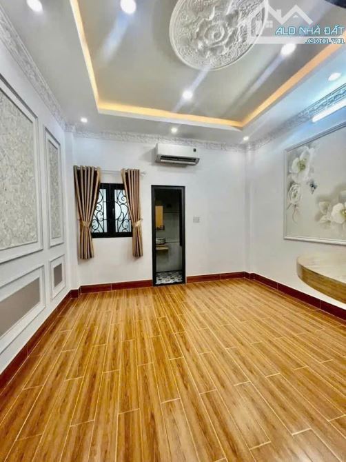 BÁN NHÀ HẺM 8M TRƯƠNG THỊ HOA,5 TẦNG, 55M2, GIÁ 7,5(TL) - 8