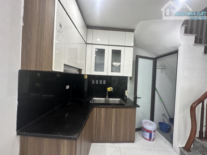 NHÀ MỚI PHÂN KHÚC HIẾM VĨNH HƯNG HOÀNG MAI - 4 TÀNG 4,7 TỶ SỔ RIÊNG - 8