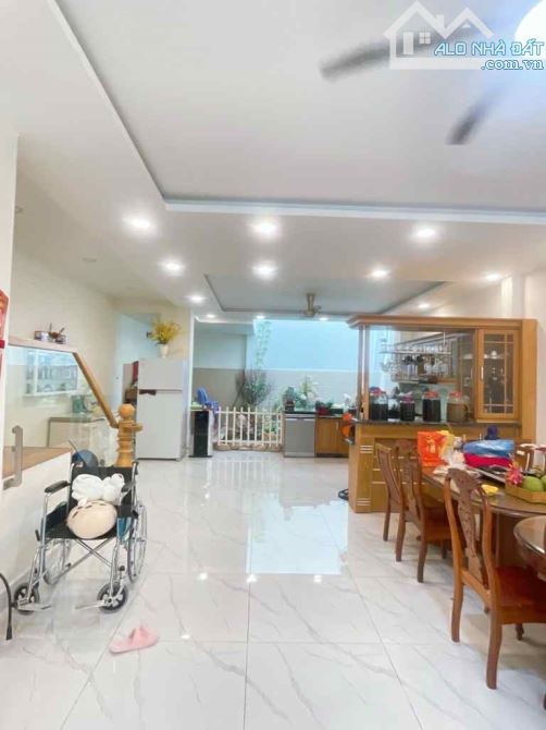 Biệt thự Mặt Tiền Bàu Cát 6,8*28,p.14,Tân Bình - 8