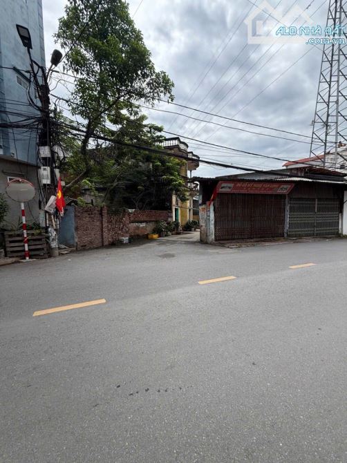 PHƯỜNG PHÙ KHÊ, BẮC NINH 📐 Diện tích: hơn 40m2 ➡️ Mặt tiền: 4m – Mặt hậu: nở , cực đẹp 📍 - 8