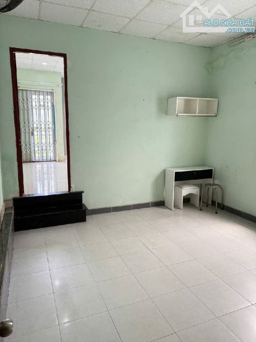 BÁN NHÀ TẶNG ĐẤT P.11 GÒ VẤP - HẺM XE HƠI - SÁT MẶT TIỀN - 2 TẦNG ĐÚC - 73M2 - CHỈ 6.8 TỶ - 9