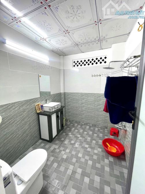 BÁN NHÀ MỚI 1 MÊ LỬNG HẺM 56 NGUYỄN THỊ ĐỊNH - P THÀNH NHẤT. GIÁ: 2,570 TỶ - 9