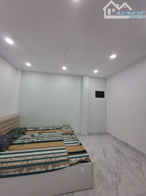 📣 NHÀ ĐẸP 4 TẦNG QUẬN 3 – CMT8 - GIÁ TỐT CHỈ 14 TỶ - 9