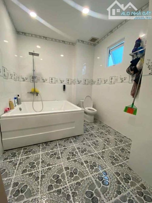 Biệt thự Mặt Tiền Bàu Cát 6,8*28,p.14,Tân Bình - 9