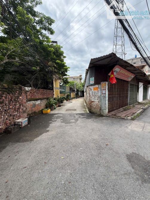 PHƯỜNG PHÙ KHÊ, BẮC NINH 📐 Diện tích: hơn 40m2 ➡️ Mặt tiền: 4m – Mặt hậu: nở , cực đẹp 📍 - 9