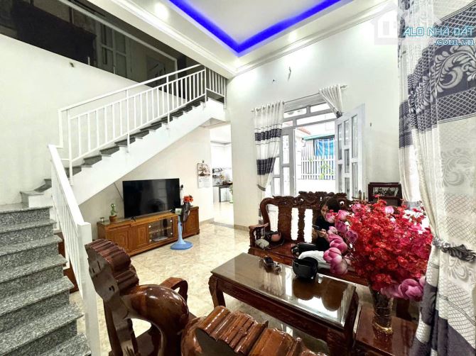 CẦN 𝐁𝐀́𝐍 CĂN NHÀ PHÚ TRUNG _ Xã 𝐕𝐈̃𝐍𝐇 𝐓𝐇𝐀̣𝐍𝐇 ngang rộng 10m - 9