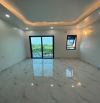 Siêu hiếm tại Nguyễn Văn Linh - Hà Nội. Nhỉnh 5 tỷ, nhà 5 tầng mới choang, full nội thất