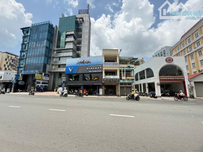 Khuôn Đất MT Kinh Doanh Hai Bà Trưng - Nguyễn Hữu Cầu Q1 - 13*25m- Gía : 130Tỷ
