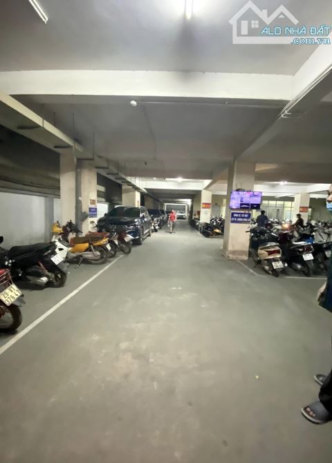 Siêu phẩm mặt phố Bà Triệu 470m2, 15 tầng MT 20m, giá 500 tỷ. T/lượng