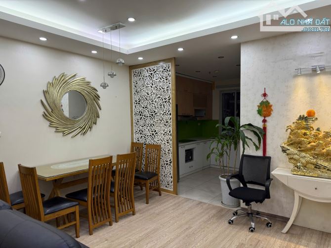 cho thuê chung cư C37 Bắc Hà - Tố Hữu. 95m, 3 phòng ngủ, đủ đồ 13,5 triệu