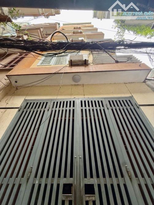 Bán nhà Văn Tiến Dũng, ngõ thông, ô tô, 36m2, 5 tầng dân xây, chỉ hơn 7 tỷ.
