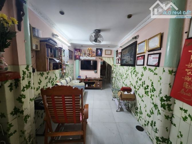 NGAY TRUNG TÂM BÌNH THẠNH-HUỲNH ĐÌNH HAI- HẺM 4M–DT52M2 - 2 TẦNG - CHỈ 5.X TỶ.