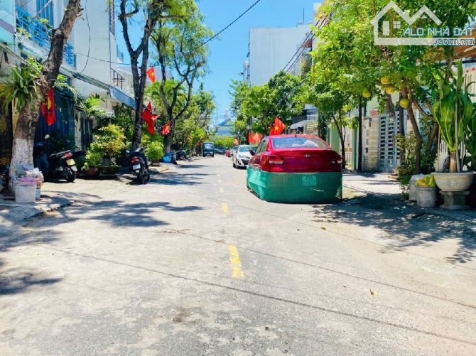 BÁN NHANH NHÀ 2 TẦNG MỸ AN 23- DIỆN TÍCH GẦN 100M2.