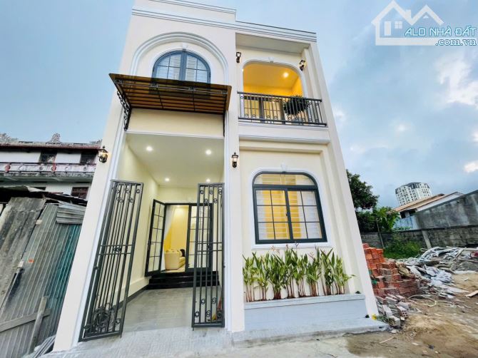 Bán nhà 02 tầng Kiệt đường Hoàng Quốc Việt Full nội thất giá 3,3x tỷ