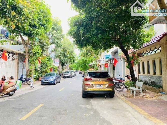 Bán Nhà Cấp 4 Mặt Tiền Đường Nguyễn Lương Bằng 90M2 (4x22.5) - Giá: 9.5Tỷ