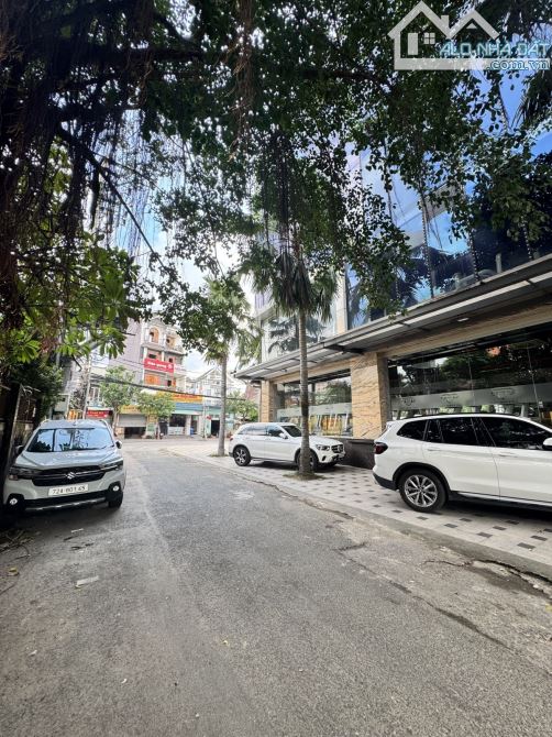 BÁN CHDV 5TẦNG - HXT LINH TRUNG THỦ ĐỨC - DT 88M2 -HƠN 15TỈ .