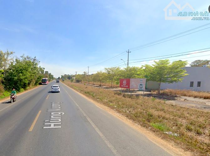 CẮT LỖ SÂU LÔ MT HÙNG VƯƠNG KĐT MEGA CITY KON TUM CHỈ 650TR/180M2