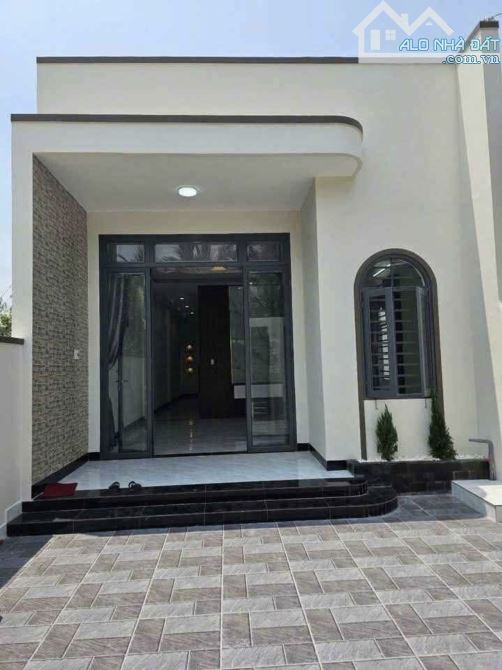 Bán nhà cấp 4 ngay gần ngã tư bến cá ,cách Cầu Hóa an chỉ 12p di chuyển