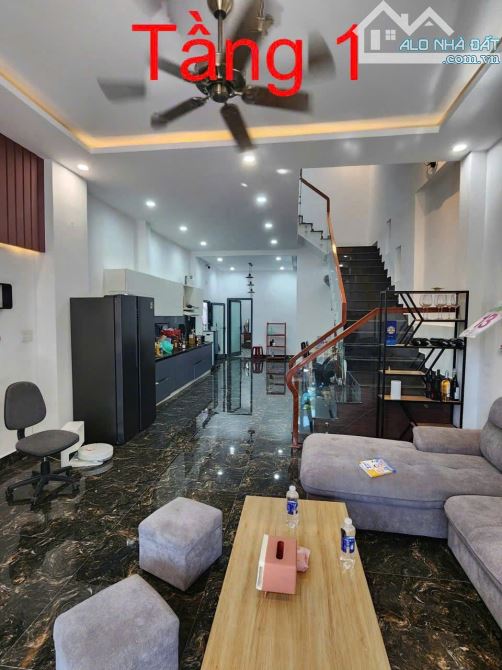 Bán nhà 3 tầng khu vực Chơn Tâm, 117m2, giá 5,xtỷ, Hòa Khánh Nam, Liên Chiểu, Đà Nẵng.