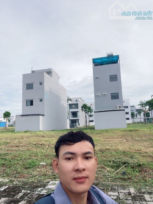 ĐẤT ĐẸP KĐT ĐÔNG TĂNG LONG – VUÔNG VỨC – XÂY DỰNG TỰ DO - 100M2 - SỔ RIÊNG - 8.x TỶ