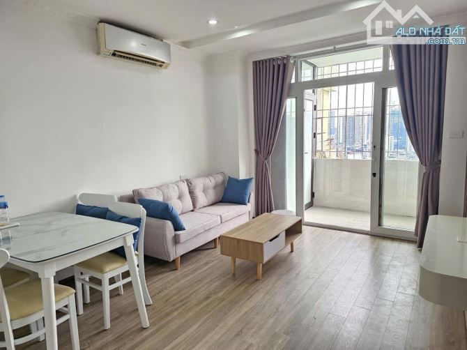 Bán căn hộ 2PN 2WC đường Trần Quý Kiên, TT Quận Cầu Giấy giá 4 tỷ 8