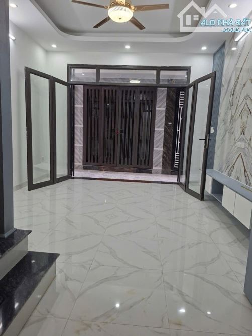 🏠 PHỐ VIỆT HƯNG -VỊ TRÍ CỰC ĐẸP - HÀNG XÓM VINHOMES HARMONY-  AN NINH TỐT