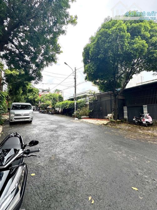 Bán nhà mặt tiền đường Nguyễn Bỉnh Khiêm , P.BMT , Đắk Lắk