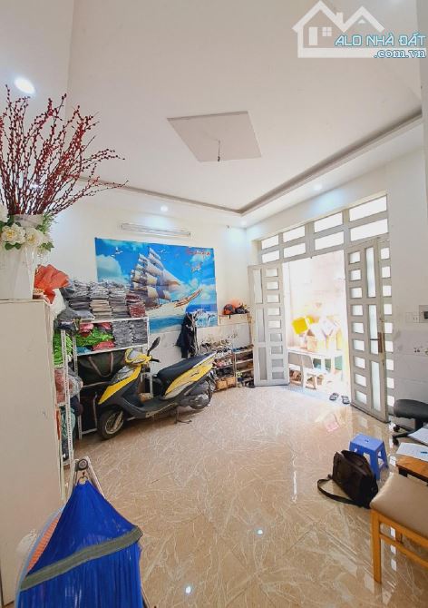 💥Chỉ 2ty750 có ngay nhà 2 TẦNG kiên cố_ 65m2_ Ngay công viên PHẦN MỀM QUANG TRUNG- QL1A