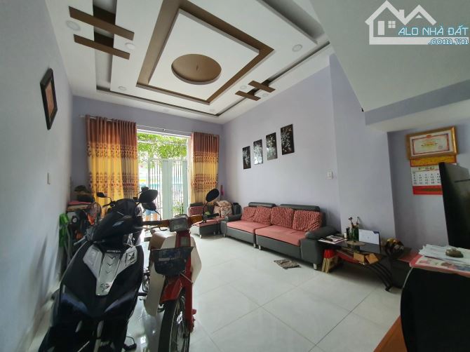 Nhà hẻm ô tô thông, Trần Thánh Tông, P.15, Tân Bình, 4.2 tỷ