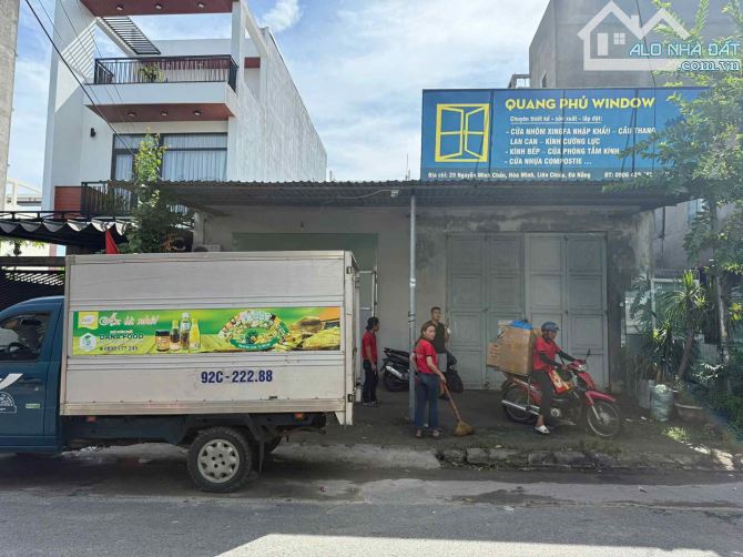Bán Đất Cặp Nguyễn Minh Chấn Kèm Kho Đang Cho thuê 10 Triệu/ Tháng
