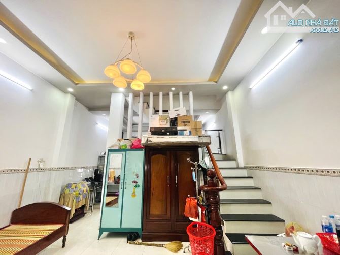 💁‍♂️Bán nhà 2 tầng 70mv(5*13.5)Hoàn công đủ, Hẻm xe hơi thông, Ngay chợ, làng ĐHQG Linh X