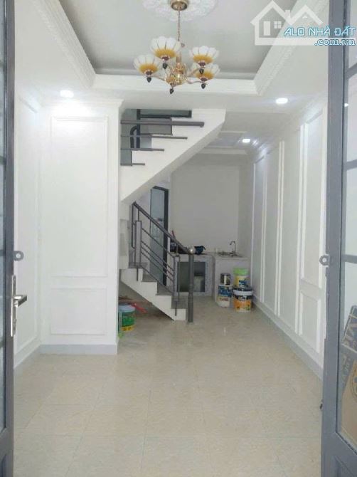 Nhà 2 tầng BTCT, đường Phạm Thế Hiển quận 8, 2PN, Ngang 6m nở hậu tài lộc, Nhỉnh 4T