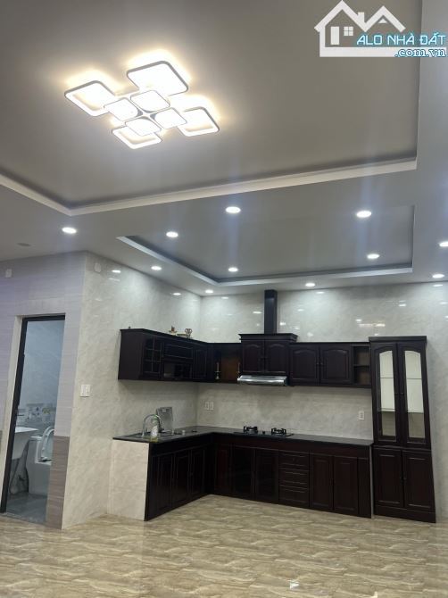 Bán nhà 3Tầng đường Trần Văn Ơn- DT 131m2 (7,8x17)-Đông Nam-Gần Bến Xe-Cẩm Lệ Giá 8,9 Tỷ